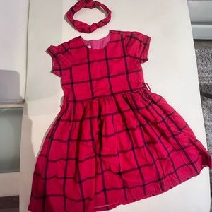 Girls dress.New without tags